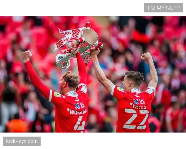 诺丁汉森林主场强势逆转，新赛季前景备受期待