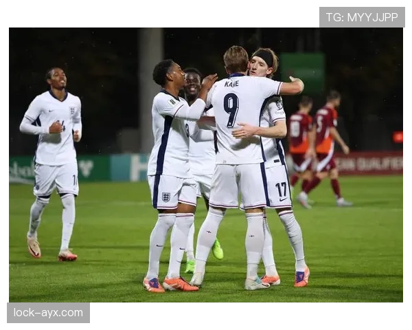 英超“拖拉机军团”新赛季表现稳健，强势冲击冠军宝座