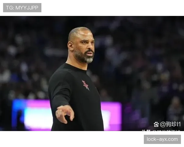 霍勒迪突破篮下效率提升明显，关键时刻得分对比库里更稳定