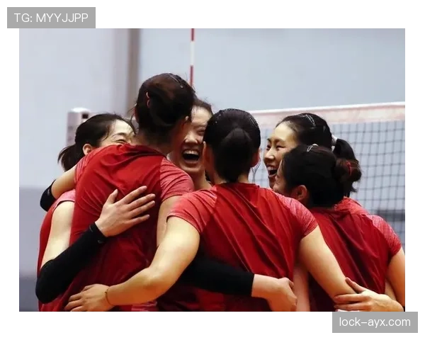 陈艺文赛场冷静得像机器，背的包比我两个月工资还贵